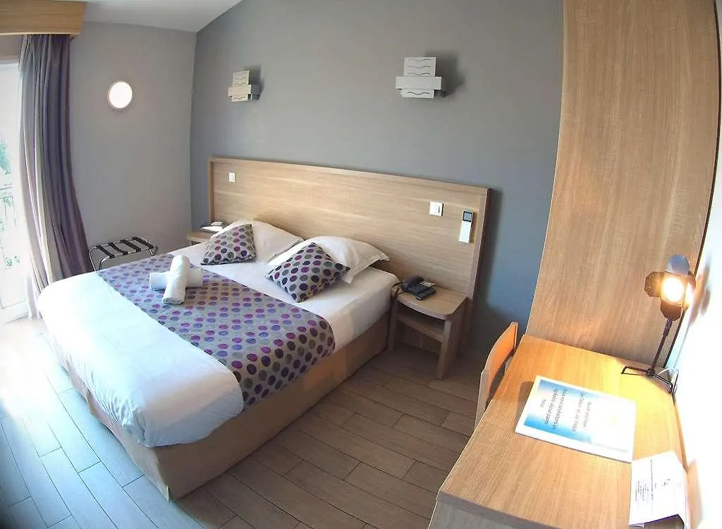 Logis Hotel Atoll Frejus 0*,  France