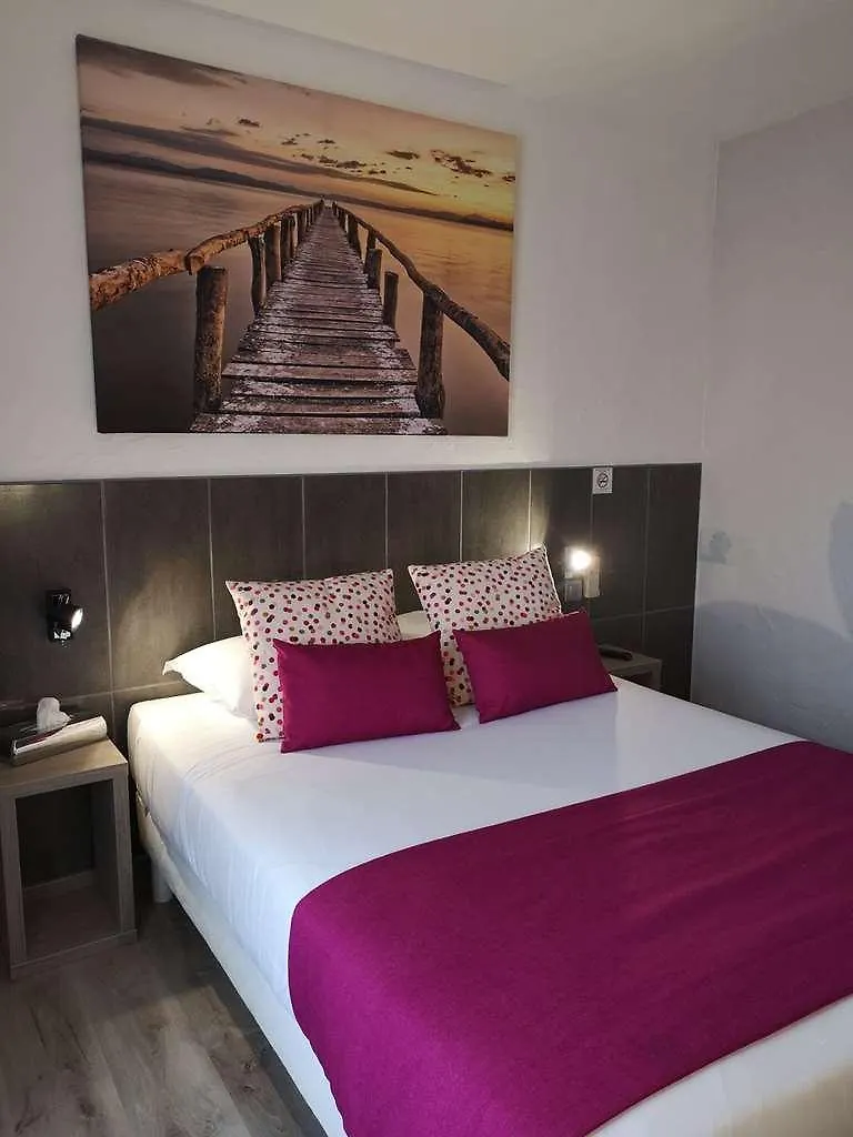 Logis Hotel Atoll Frejus 0*,