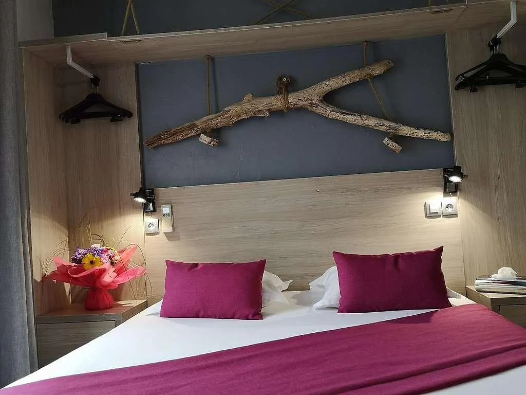 Logis Hotel Atoll Frejus