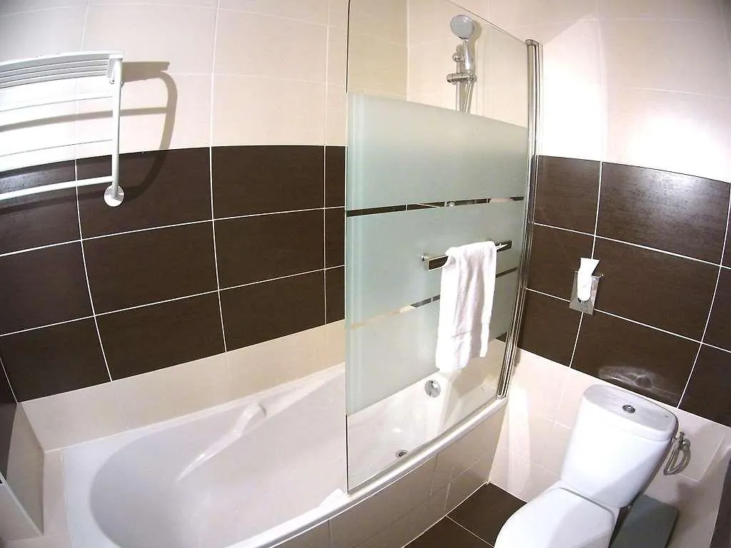 Logis Hotel Atoll Frejus