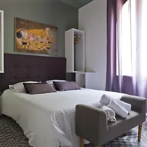 Hotel Le 126, Fréjus